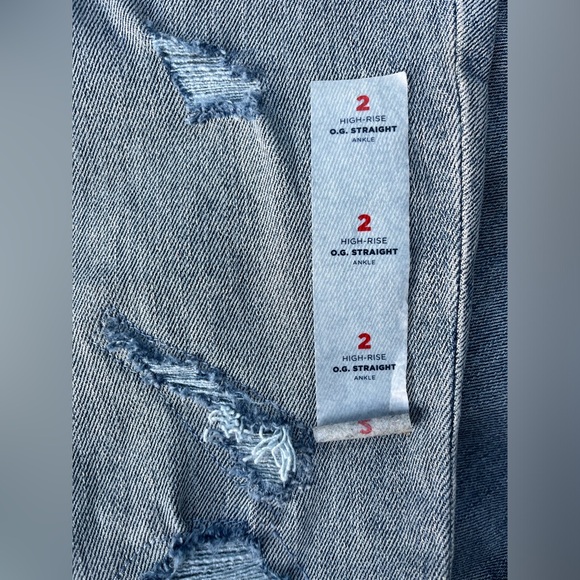 NEW! Old Navy Straight-Leg Jeans High-Rise Button-Up Distressed Ripped Sz 2 Crop - Picture 12 of 13